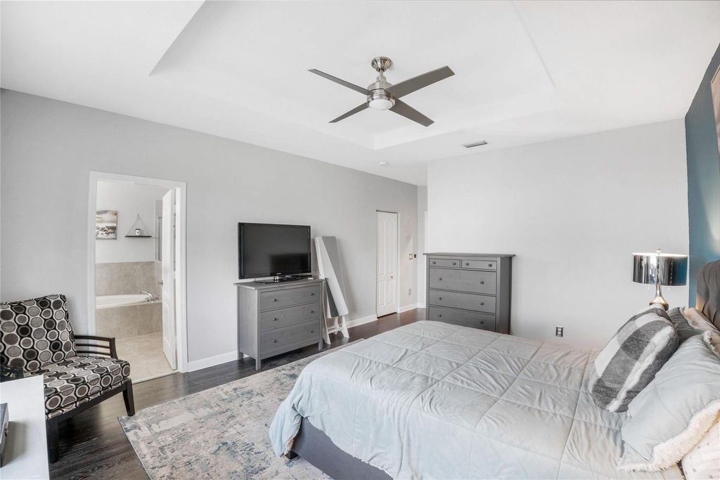 Image 35 of property listing at 8405 Lakeview Trl, Parkland, FL 33076