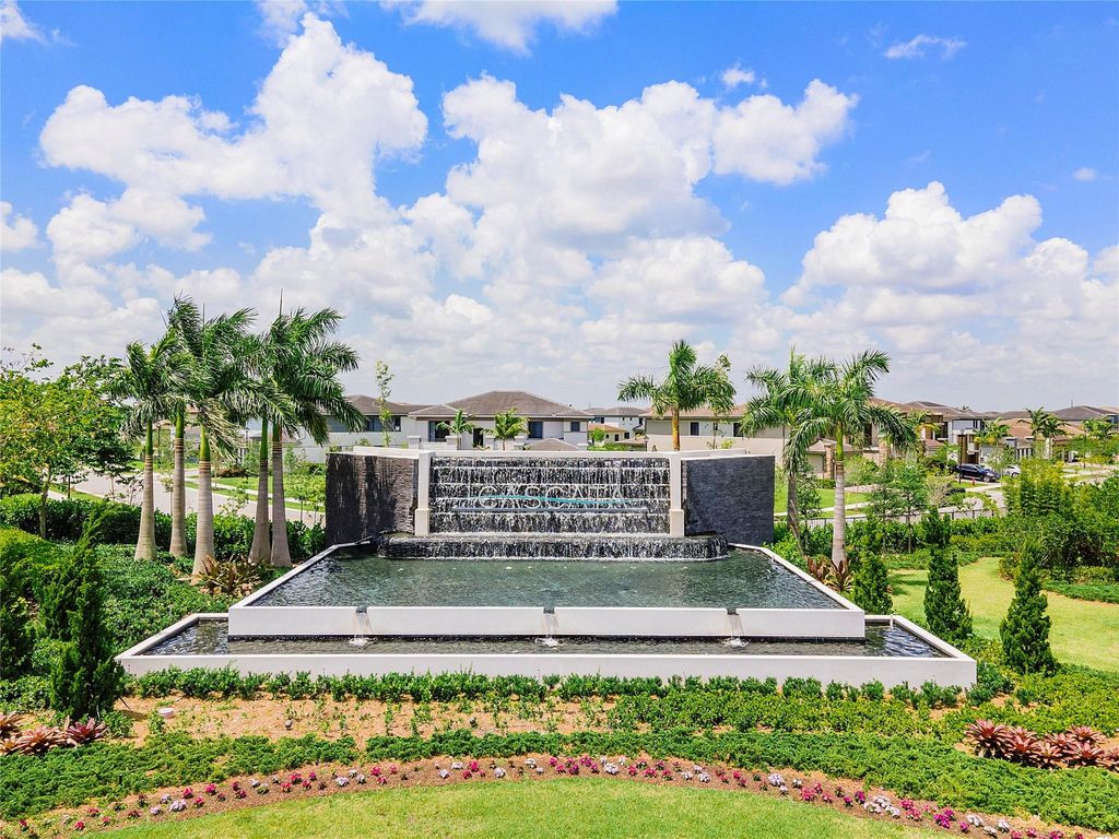 Image 69 of property listing at 8405 Lakeview Trl, Parkland, FL 33076