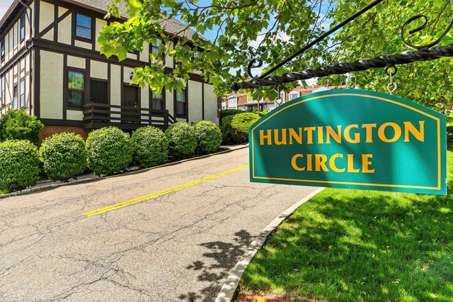32 Huntington Circle (Building 19), Peekskill, NY 10566