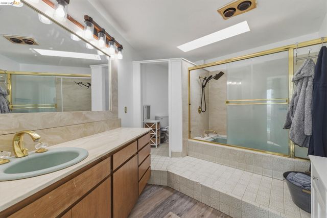 18344 Zeni Ln, Tuolumne, CA 95379