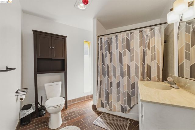 18344 Zeni Ln, Tuolumne, CA 95379