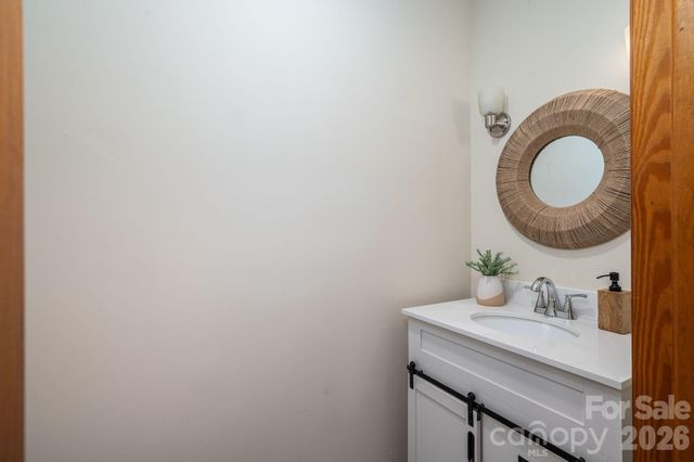 2525 Big Horn Drive, Morganton, NC 28655