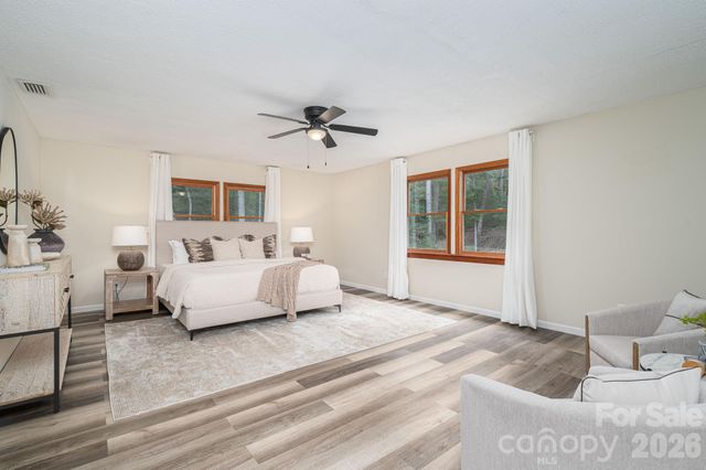 2525 Big Horn Drive, Morganton, NC 28655