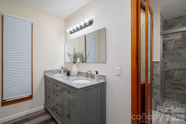 2525 Big Horn Drive, Morganton, NC 28655