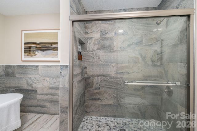 2525 Big Horn Drive, Morganton, NC 28655