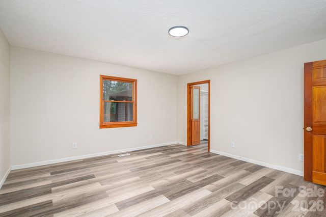2525 Big Horn Drive, Morganton, NC 28655