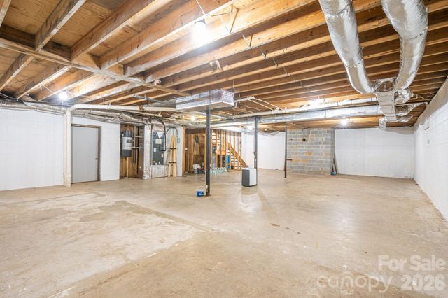 2525 Big Horn Drive, Morganton, NC 28655