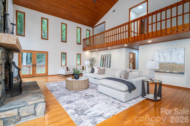 2525 Big Horn Drive, Morganton, NC 28655