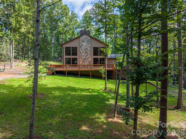 2525 Big Horn Drive, Morganton, NC 28655