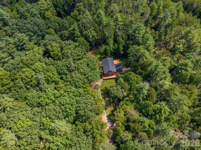 2525 Big Horn Drive, Morganton, NC 28655