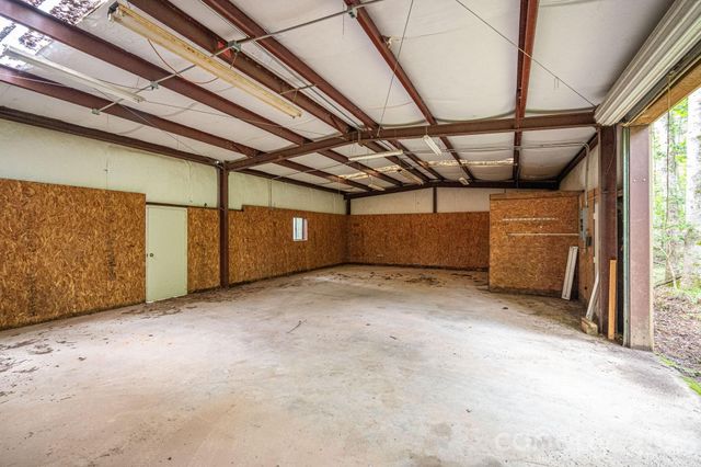 2525 Big Horn Drive, Morganton, NC 28655
