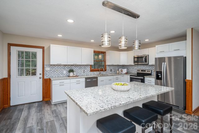 2525 Big Horn Drive, Morganton, NC 28655