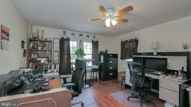 15 W BOLTON AVE, Absecon, NJ 08201