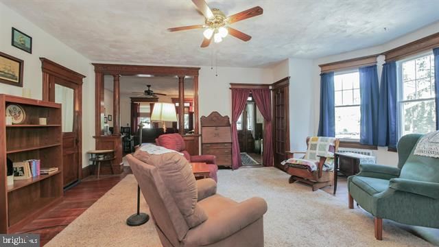 15 W BOLTON AVE, Absecon, NJ 08201