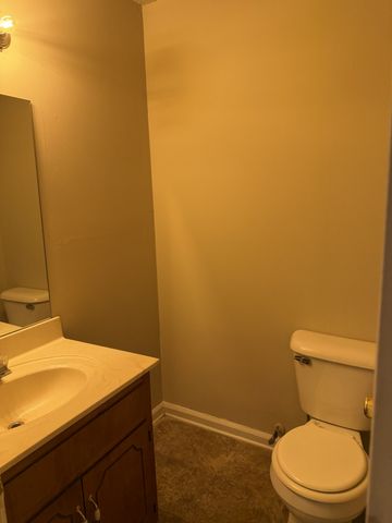 928 Van Buren Ave, Oak Grove, KY 42262