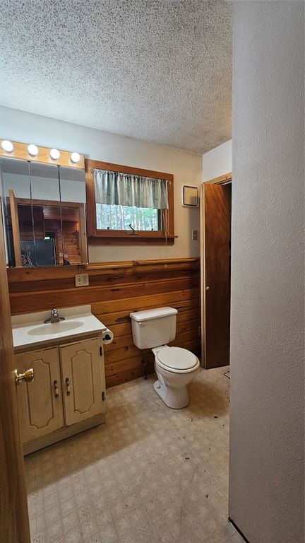 Image 12 of property listing at 3555 N Birch Lane, Radisson, WI 54867