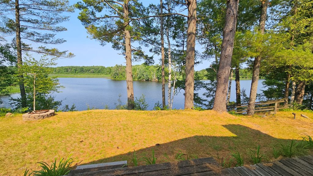 Image 4 of property listing at 3555 N Birch Lane, Radisson, WI 54867
