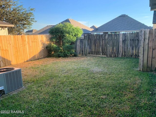 220 Briarcliff Drive, Youngsville, LA 70592