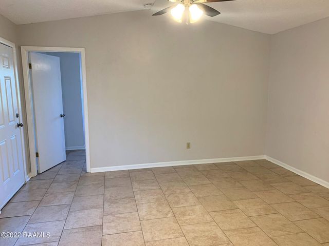220 Briarcliff Drive, Youngsville, LA 70592
