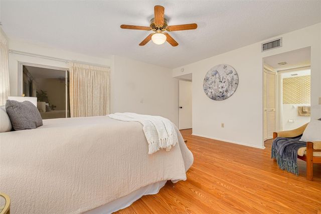 2101 SUNSET POINT ROAD 1305, Clearwater, FL 33765