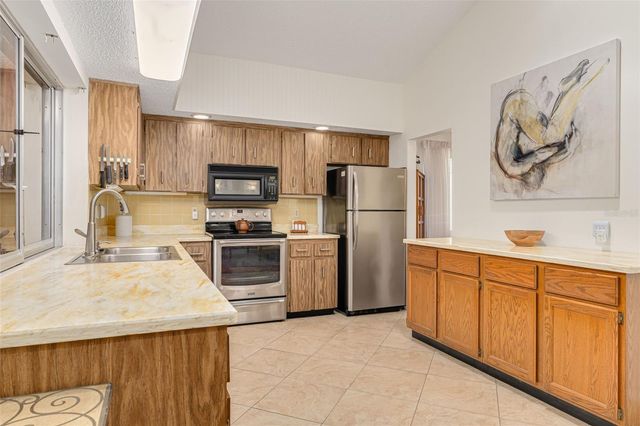 2101 SUNSET POINT ROAD 1305, Clearwater, FL 33765