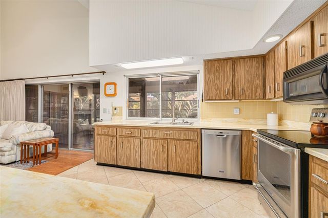 2101 SUNSET POINT ROAD 1305, Clearwater, FL 33765