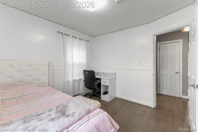 22801 Buckingham Street, Dearborn, MI 48128