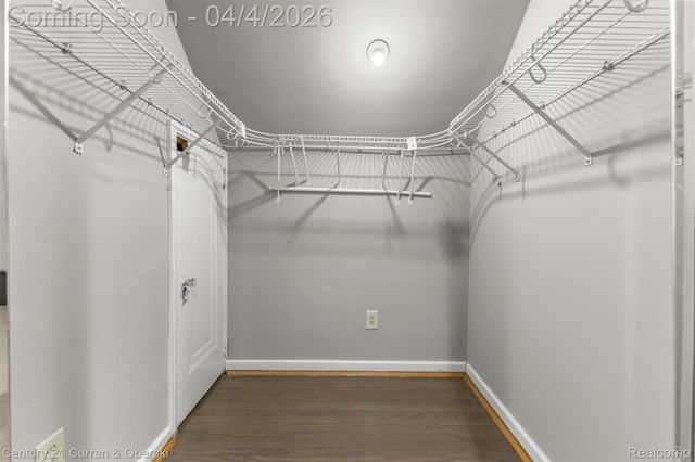 22801 Buckingham Street, Dearborn, MI 48128