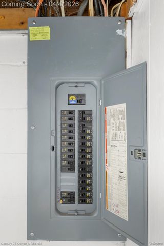 22801 Buckingham Street, Dearborn, MI 48128