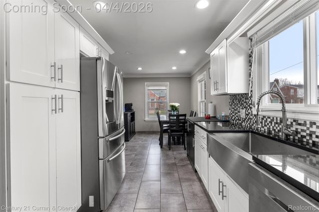 22801 Buckingham Street, Dearborn, MI 48128