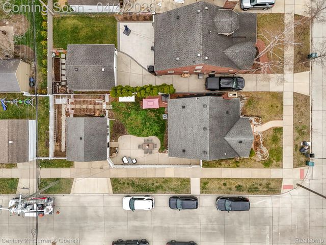 22801 Buckingham Street, Dearborn, MI 48128