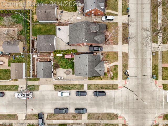 22801 Buckingham Street, Dearborn, MI 48128