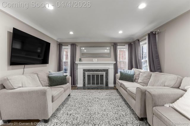 22801 Buckingham Street, Dearborn, MI 48128