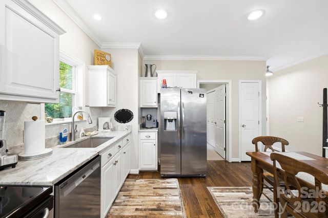 30 Lower Tanglewood Road E 2, Lake Toxaway, NC 28747