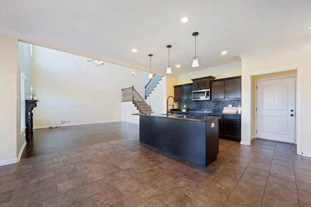 668 Sturdivant Dr, Clarksville, TN 37042