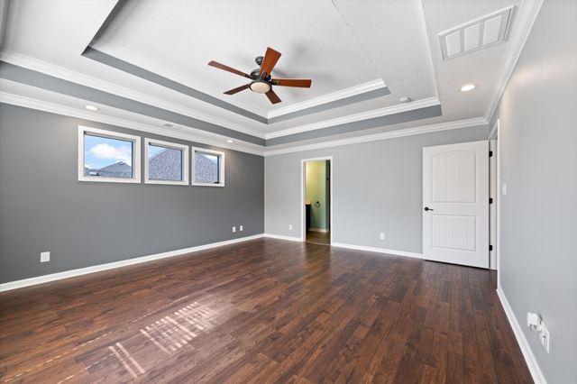 668 Sturdivant Dr, Clarksville, TN 37042