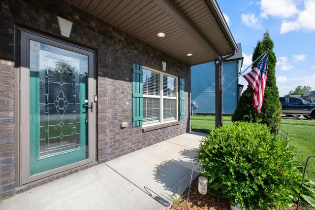 668 Sturdivant Dr, Clarksville, TN 37042