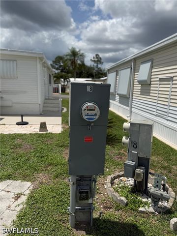 18 Jade DR, Naples, FL 34114