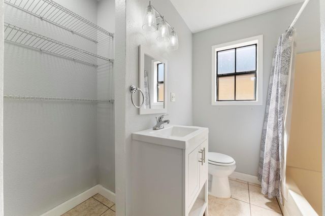 1923 Tabor Street, Houston, TX 77009