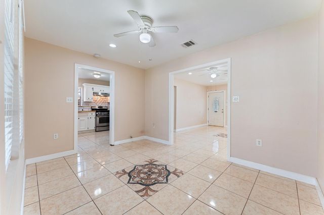1923 Tabor Street, Houston, TX 77009