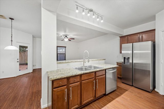 5222 Brinkman Court, Houston, TX 77091