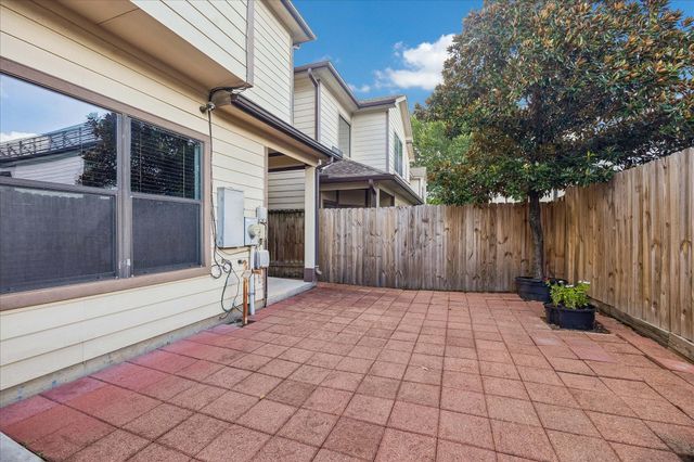 5222 Brinkman Court, Houston, TX 77091