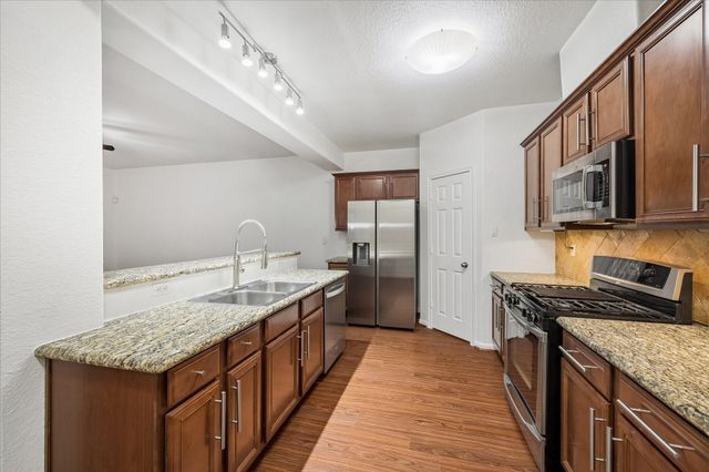 5222 Brinkman Court, Houston, TX 77091