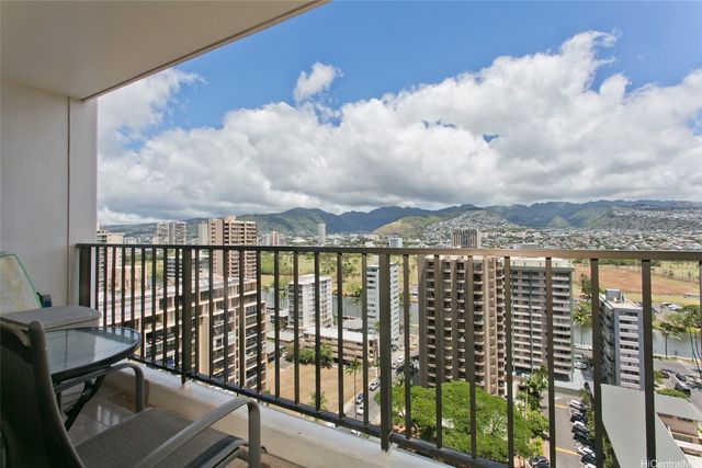201 Ohua Avenue 2107 Mauka Tower II, Honolulu, HI 96815