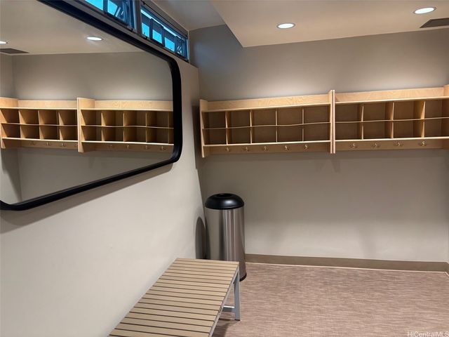 201 Ohua Avenue 2107 Mauka Tower II, Honolulu, HI 96815