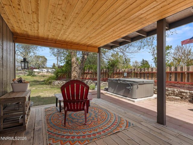 2530 Henning Lane, Minden, NV 89423