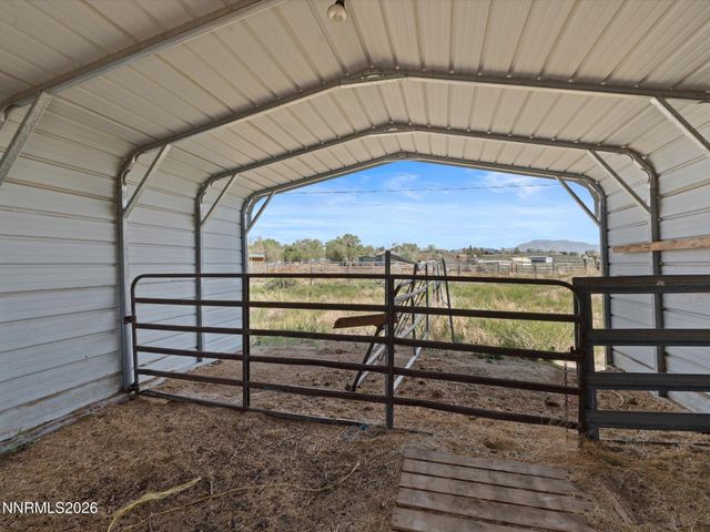 2530 Henning Lane, Minden, NV 89423