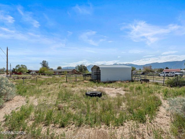 2530 Henning Lane, Minden, NV 89423