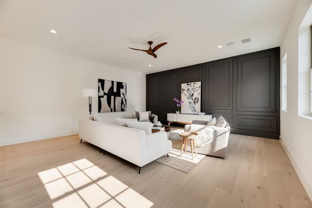 6402 Westlake Avenue, Dallas, TX 75214