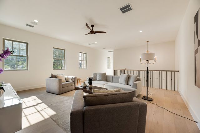 6402 Westlake Avenue, Dallas, TX 75214